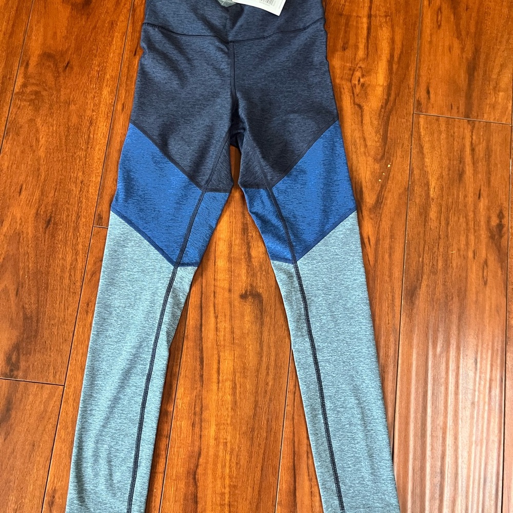 NWT Outdoor Voices Springs Leggings S